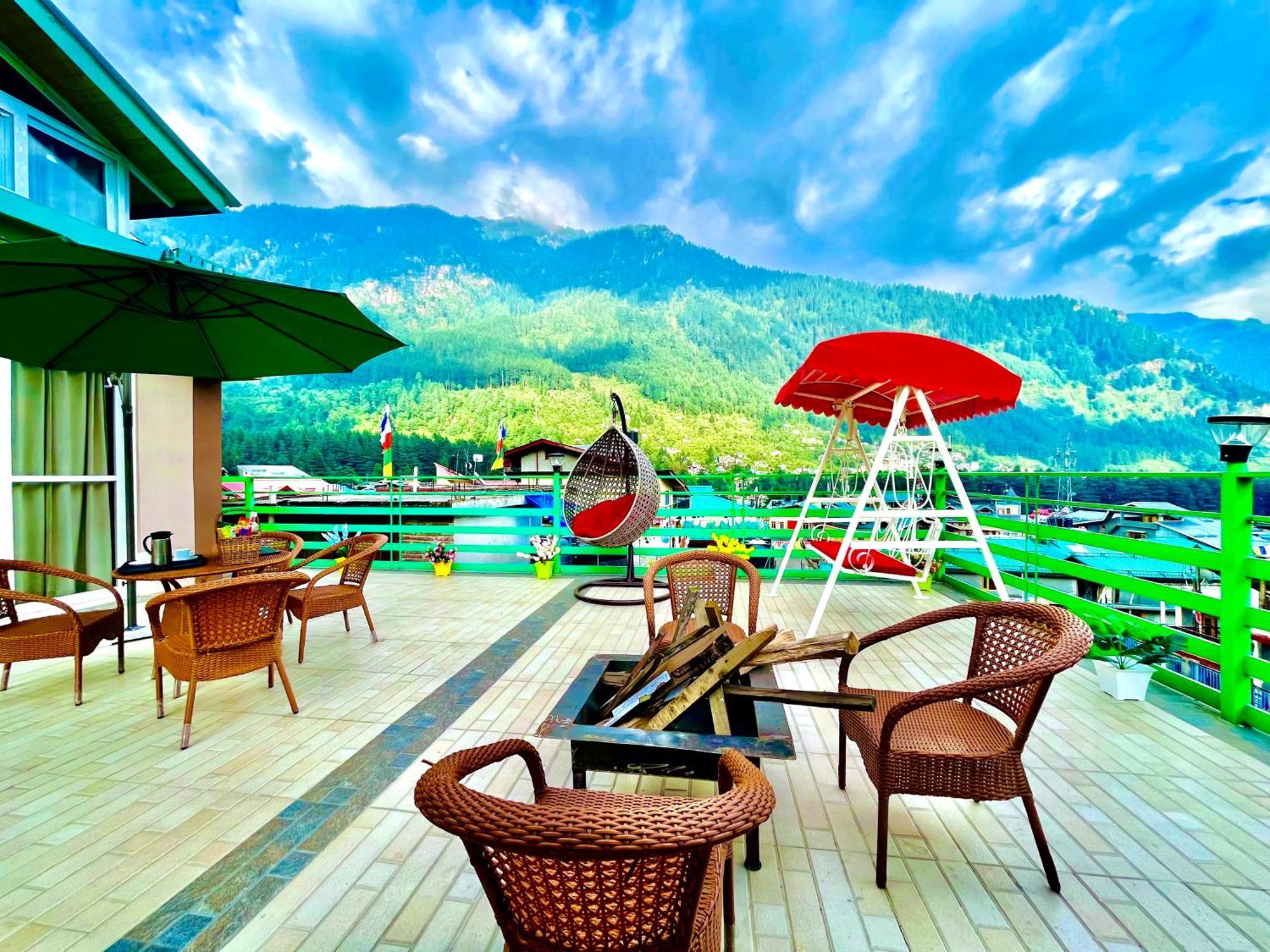Vista Resort, Manali - ! Near Mall Road !! Hot & Cold Ac Rooms !! Best Selling !! Big Parking !! Luxury Collection !! Open Terrace !! Lift !! Playing Zone !! Property Of The Year ! المظهر الخارجي الصورة