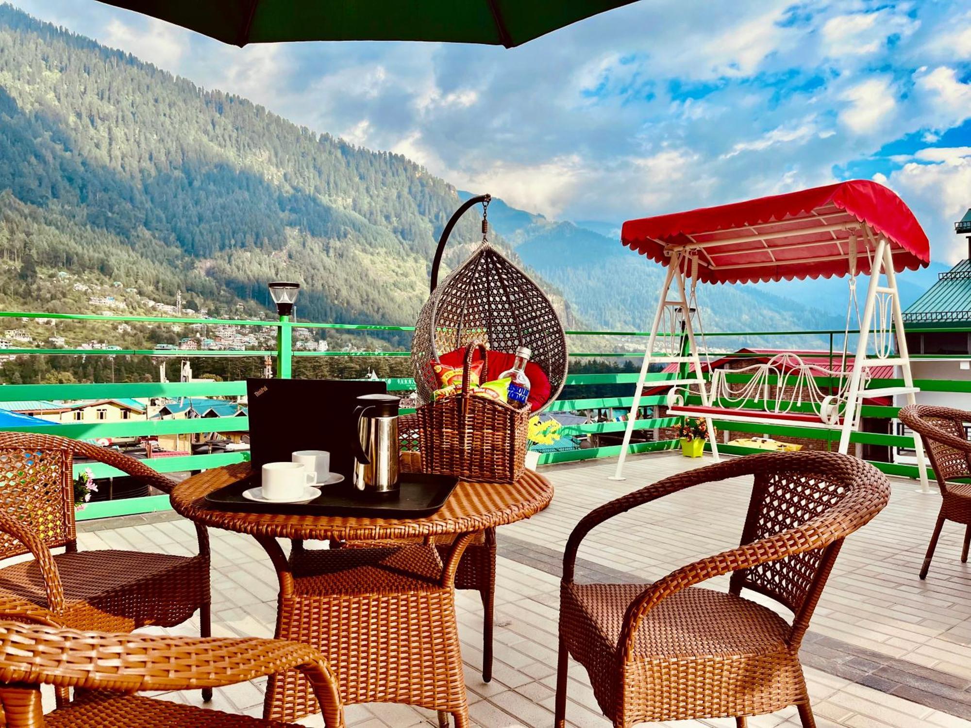Vista Resort, Manali - ! Near Mall Road !! Hot & Cold Ac Rooms !! Best Selling !! Big Parking !! Luxury Collection !! Open Terrace !! Lift !! Playing Zone !! Property Of The Year ! المظهر الخارجي الصورة
